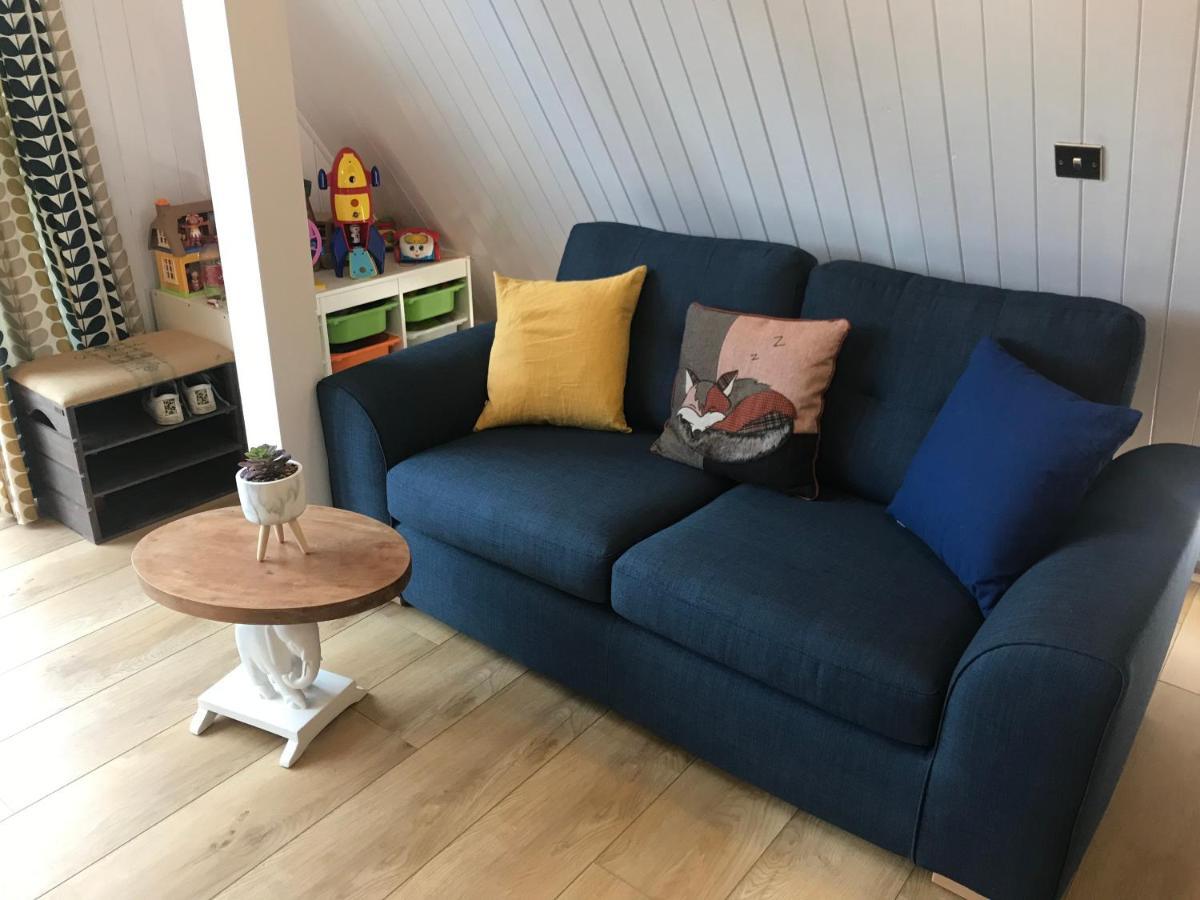 Foxes Sea Side Retreat Deluxe Chalet Is A Lovely Holiday Home Tucked Away On The Kent Coast Kingsdown  Exteriér fotografie